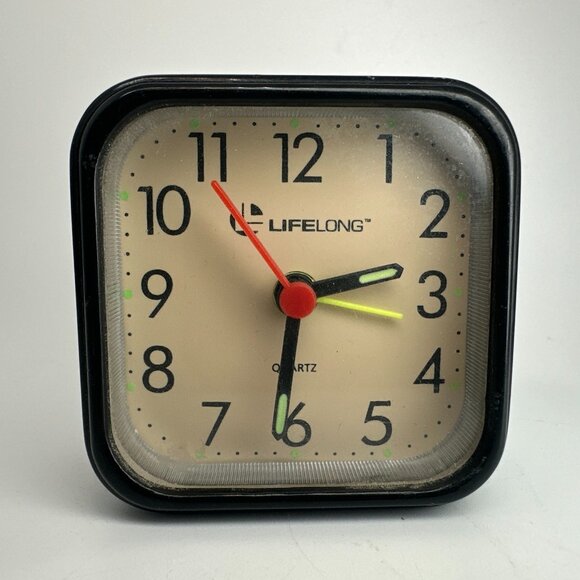 Vintage LifeLong Quartz Small Portable Clock / Alarm Clock Working - Picture 1 of 9